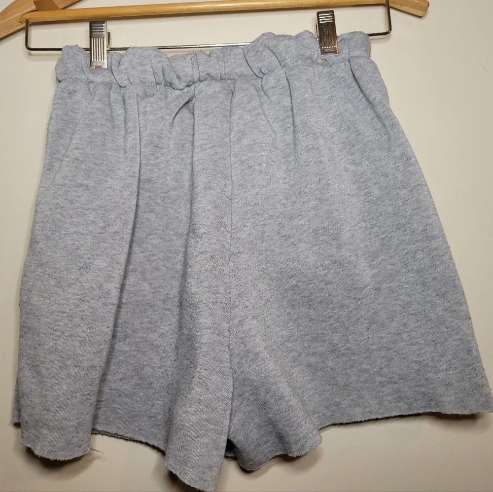 casual lounge gray sweater shorts, small